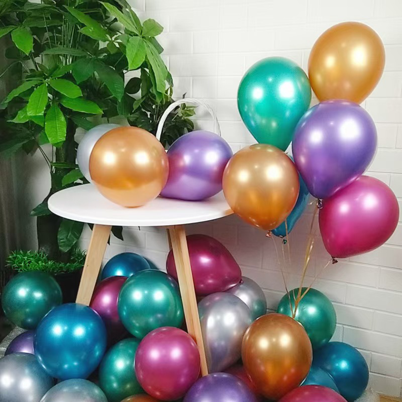 Quali sono alcuni usi e occasioni comuni per i palloncini in lattice?