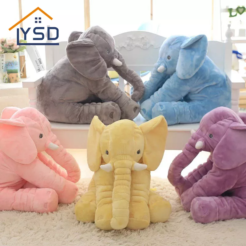 Giocattoli di peluche elefante